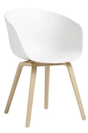 About a Chair AAC 22 2.0 armleunstoel gelakte eiken Voordeelprijs