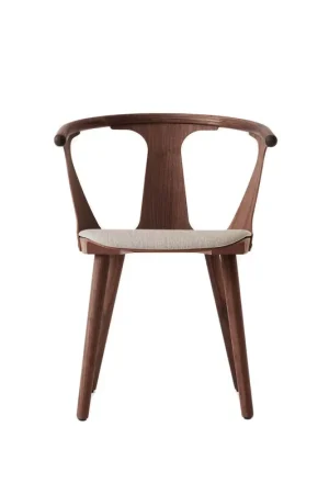 &Tradition In Between SK2 eetkamerstoel Walnut Rustin Elk Alleen Vandaag