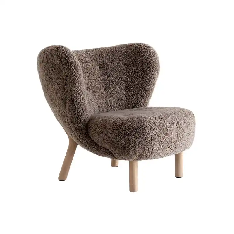 &Tradition Little Petra VB1 fauteuil Oiled Oak Sheepskin Sahara Gereduceerde Prijs